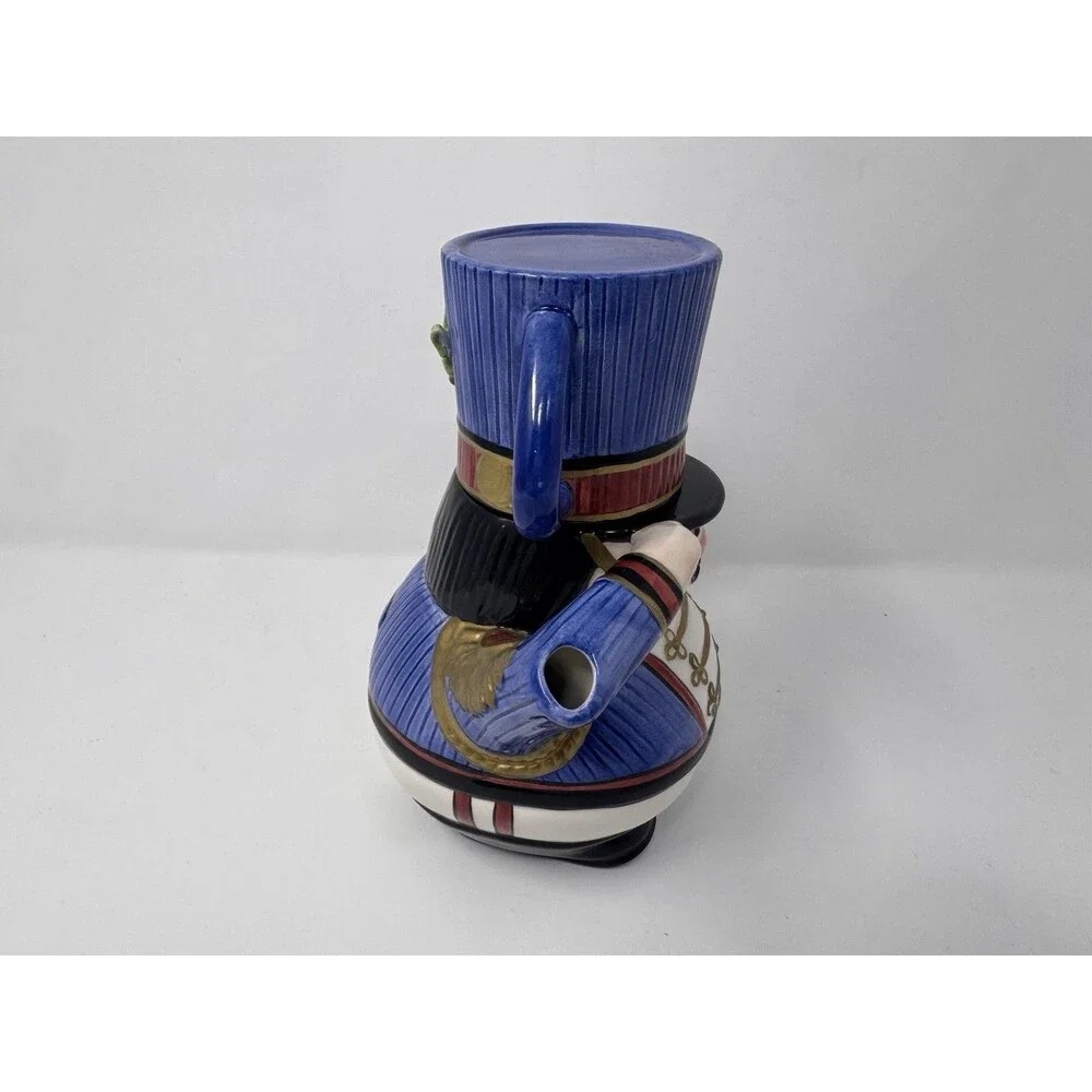 Fitz & Floyd Essentials Nutcracker Soldier Snack Therapy Bear Teapot Cup